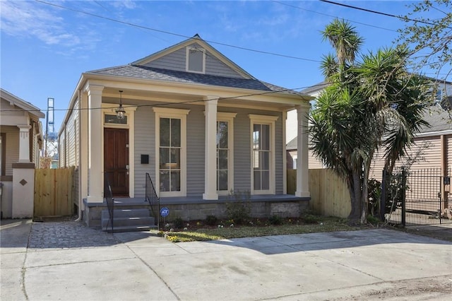 bungalow featuring covered porch