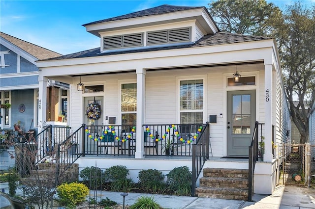 view of front of home featuring a porch