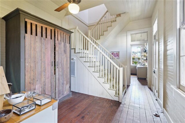 172224 Delachaise St, New Orleans, LA 70115 - entrance foyer featuring hardwood / wood-style flooring, stairs, and a ceiling fan