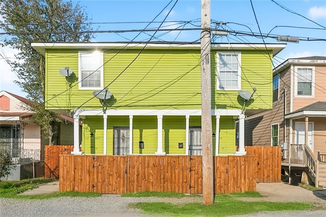 view of front of property