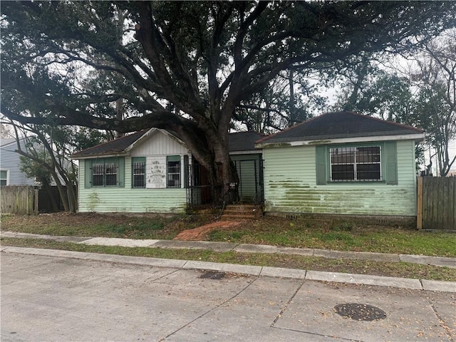 view of front of home