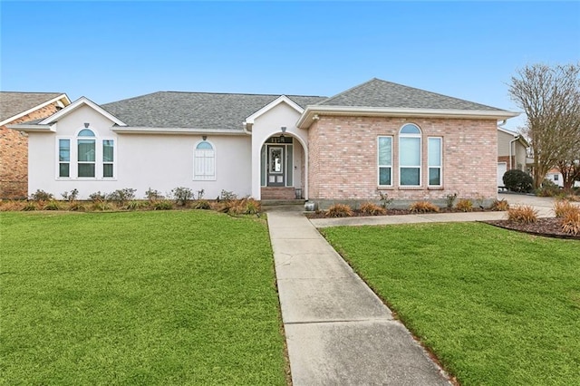 ranch-style house featuring a front lawn