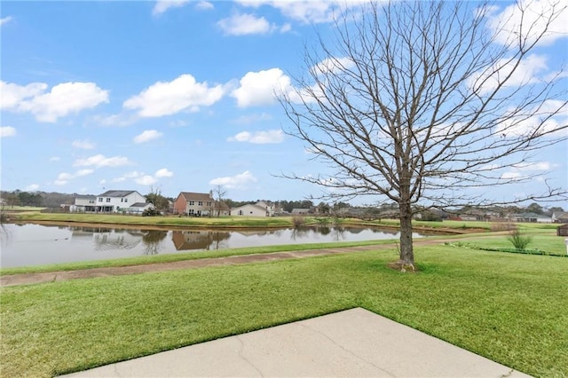 view of yard with a water view