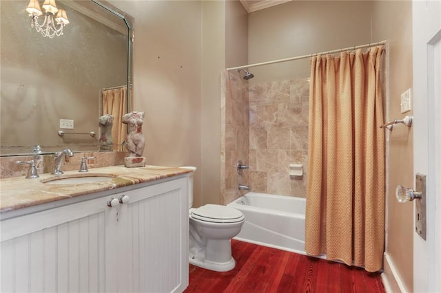 full bathroom featuring hardwood / wood-style flooring, vanity, shower / bathtub combination with curtain, and toilet