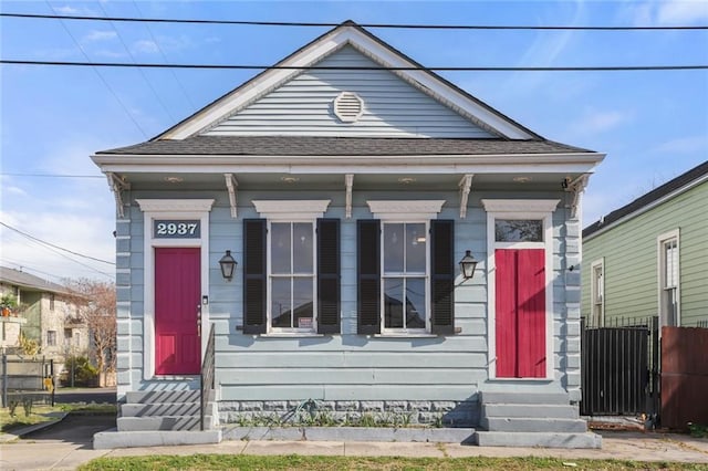 view of front of house