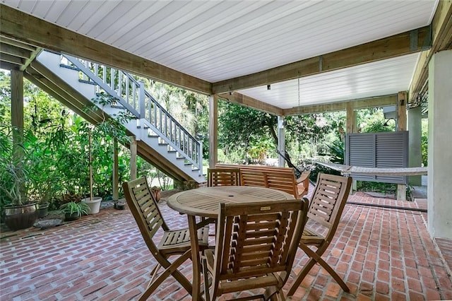 view of sunroom / solarium