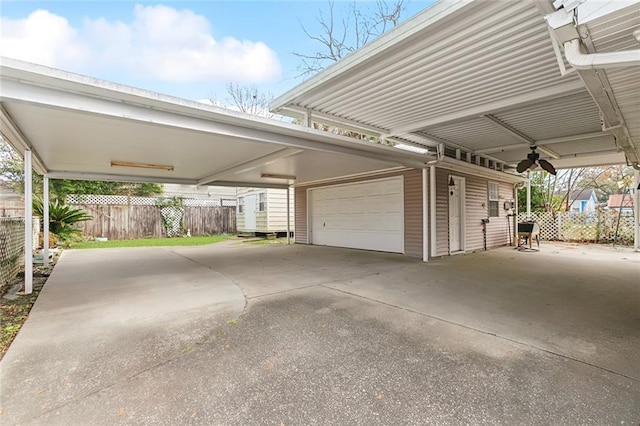 garage with ceiling fan