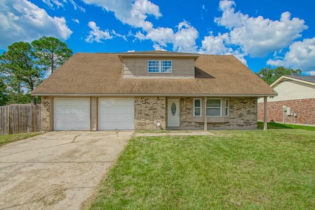 124 Hardwood Dr, Slidell, LA 70458 - front facade featuring a front lawn