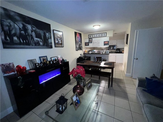 332022 Kabel Dr, New Orleans, LA 70131 - view of tiled living room