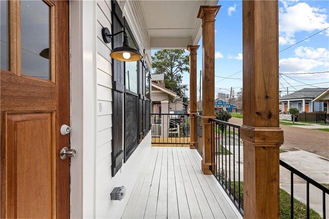 423 Diana St, New Orleans, LA 70114 - view of covered porch