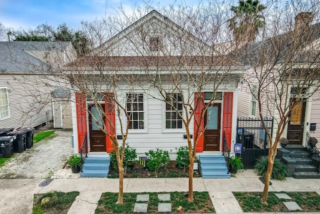 view of front of house