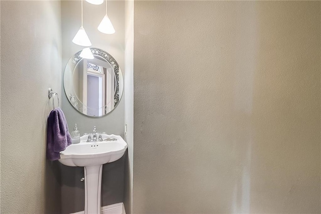 302 Charles Ct, Slidell, LA 70458 - view of bathroom