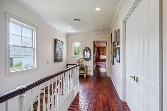 180 E Oakridge Park, Metairie, LA 70005 - corridor featuring crown molding and dark wood-type flooring