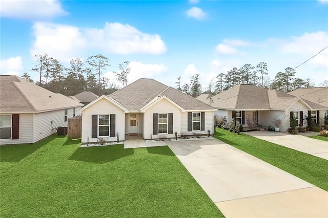 ranch-style house featuring a front yard