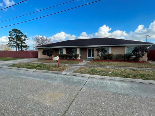 view of single story home