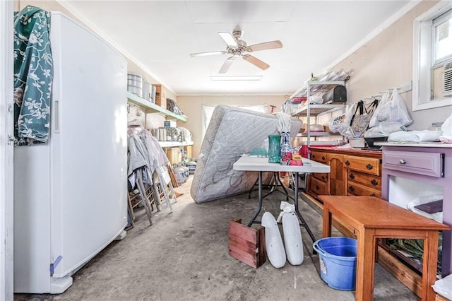 misc room with ceiling fan