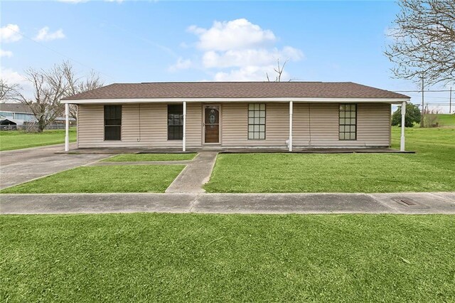 view of front of property with a front yard and a porch