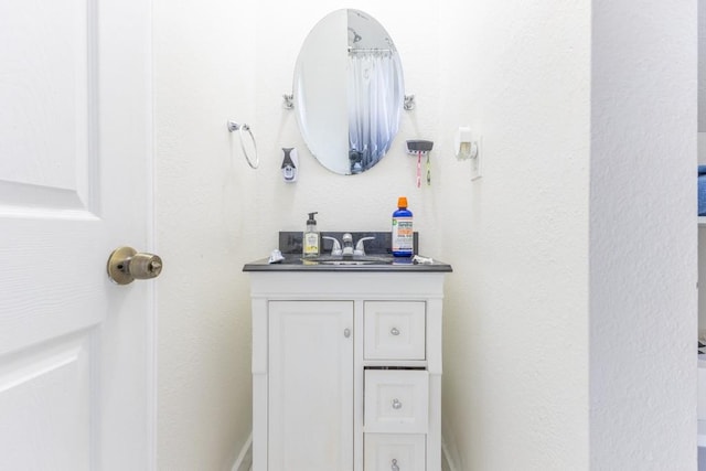 226062 N Roman St, New Orleans, LA 70117 - bathroom with vanity