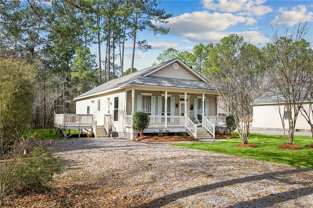 view of front facade with a porch