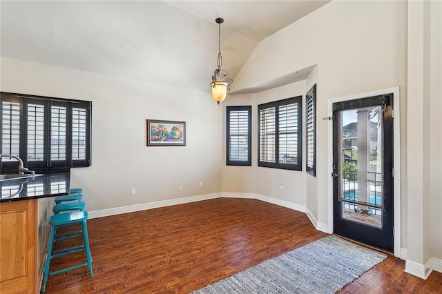 1042 Mariners Cove Blvd, Slidell, LA 70458 - entrance foyer featuring dark wood-type flooring and vaulted ceiling