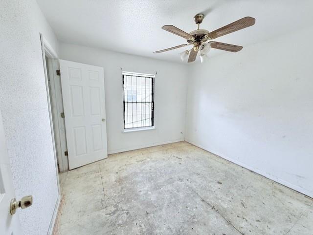 2340 Rex Pl, New Orleans, LA 70125 - unfurnished room featuring a ceiling fan