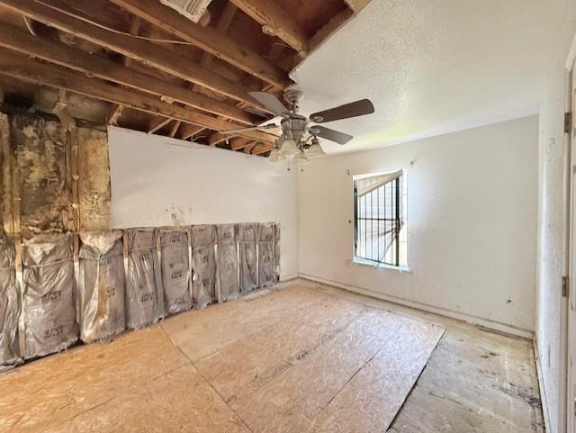 2340 Rex Pl, New Orleans, LA 70125 - spare room with ceiling fan