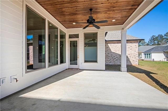 view of patio with ceiling fan