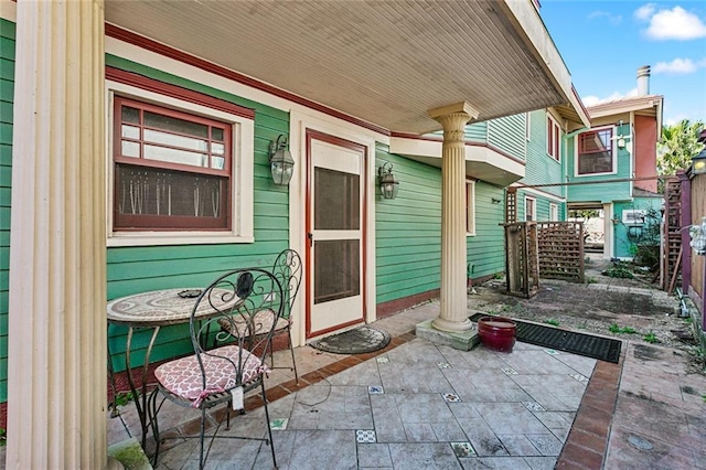 view of patio / terrace featuring covered porch