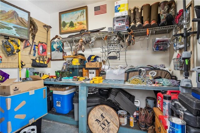 110 Rue Acadian, Belle Chasse, LA 70037 - view of storage area