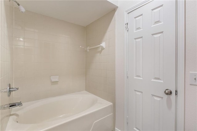 full bathroom featuring bathing tub / shower combination