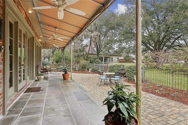 425 Turquoise St, New Orleans, LA 70124 - view of patio with a fenced backyard and a ceiling fan