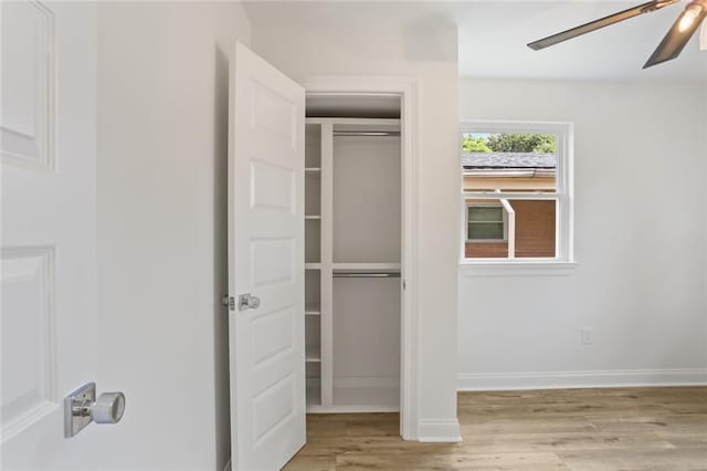 6043 Paris Ave, New Orleans, LA 70122 - view of closet