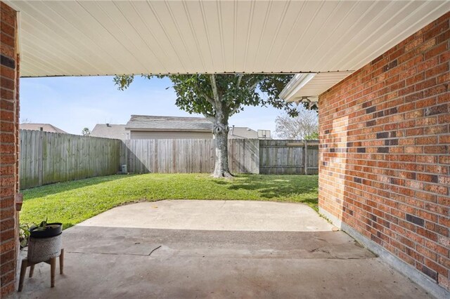 38 Moss Dr, La Place, LA 70068 - view of patio / terrace featuring a fenced backyard