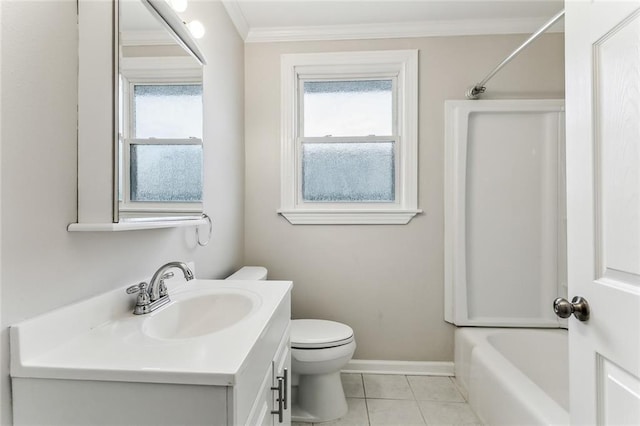 full bath with plenty of natural light, crown molding, vanity, and toilet