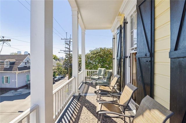 2501 Dauphine St, New Orleans, LA 70117 - view of balcony
