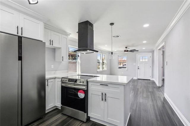 kitchen featuring stainless steel appliances, a peninsula, white cabinets, ornamental molding, and island exhaust hood