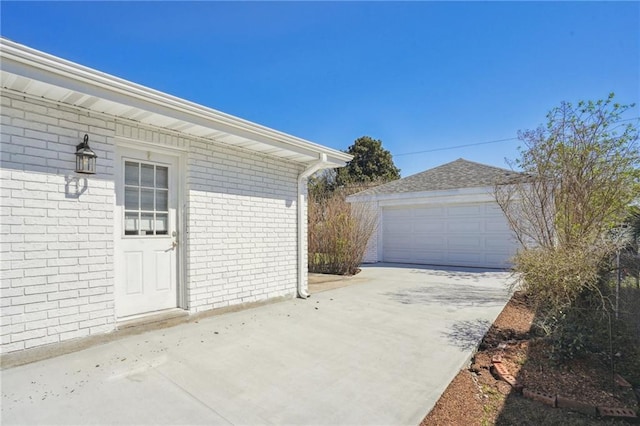 view of detached garage