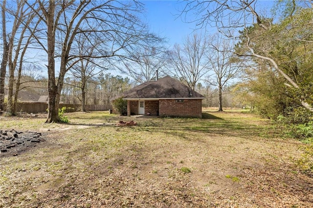 view of yard featuring fence