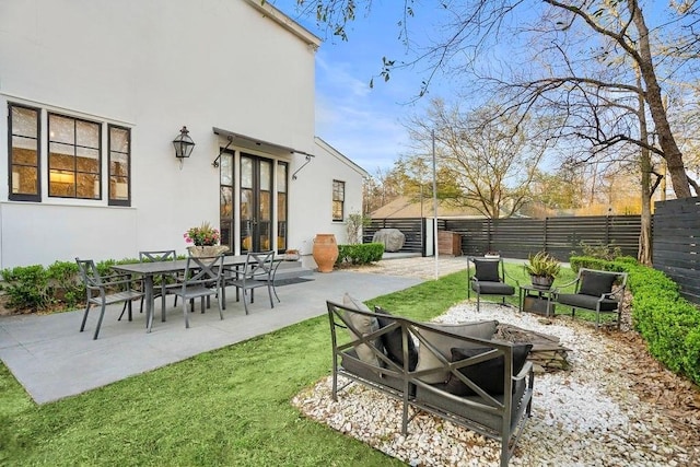 view of yard featuring a patio and fence