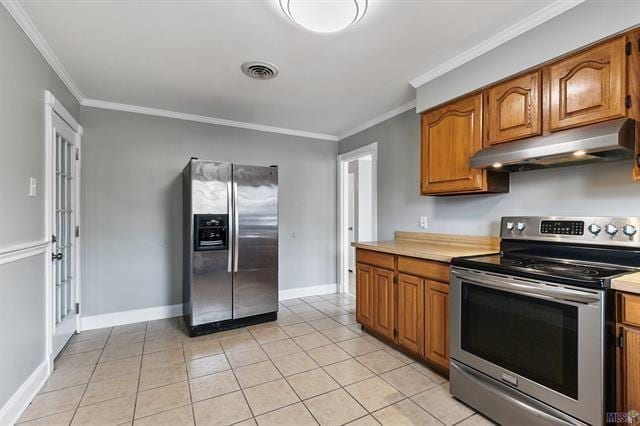 kitchen featuring brown cabinets, visible vents, under cabinet range hood, and stainless steel appliances