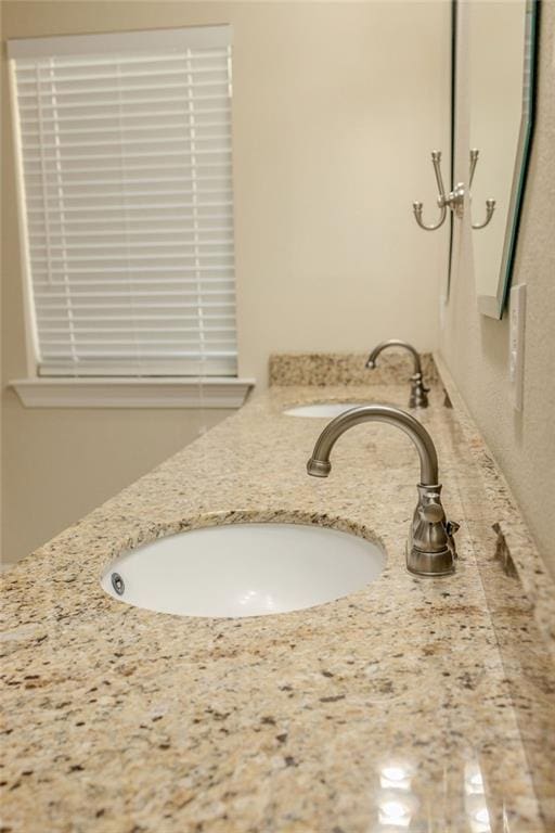 bathroom featuring a sink