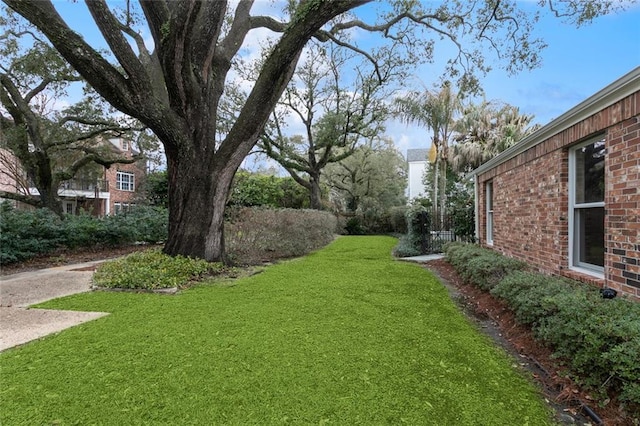 37 Spanish Fort Blvd, New Orleans, LA 70124 - view of yard