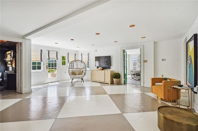 3205 Octavia St, New Orleans, LA 70125 - living area featuring recessed lighting