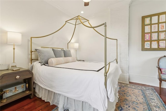 bedroom with recessed lighting, baseboards, wood finished floors, and ceiling fan