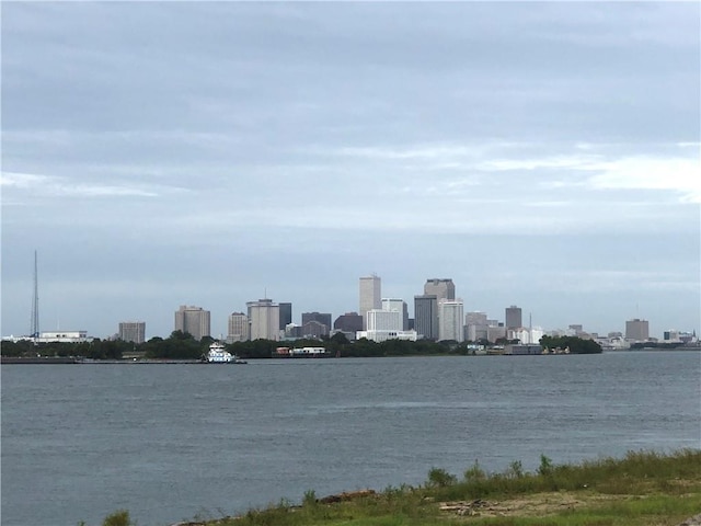 5515 Dauphine St, New Orleans, LA 70117 - water view with a view of city