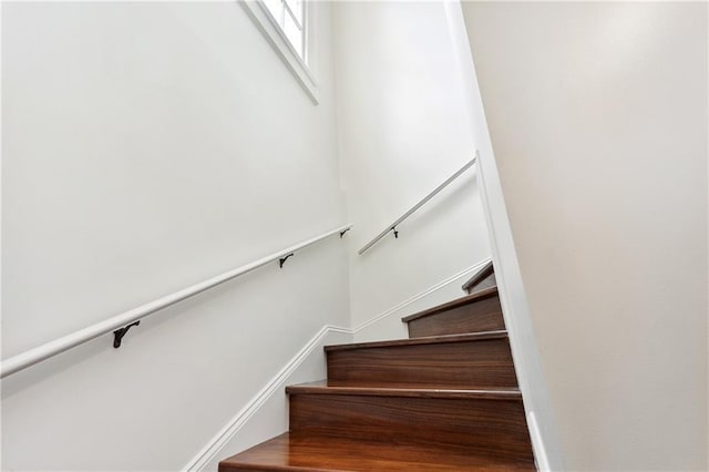 8428 Willow St, New Orleans, LA 70118 - view of stairs