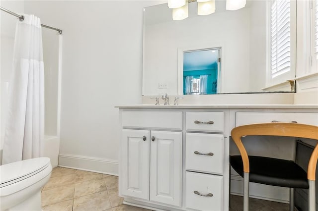 full bath with vanity, baseboards, shower / bath combo with shower curtain, tile patterned floors, and toilet