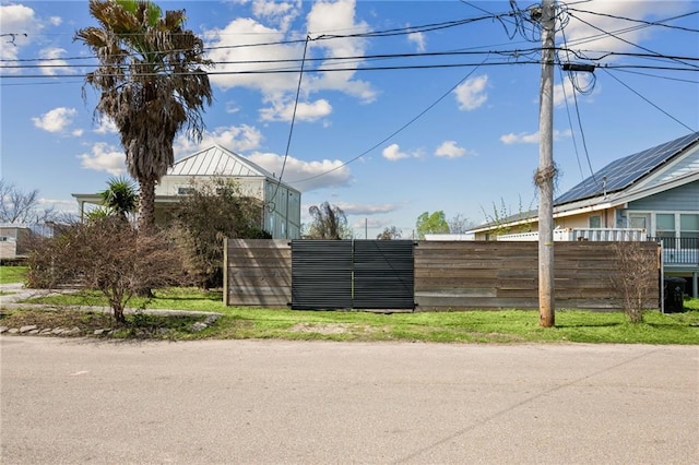 exterior space with fence