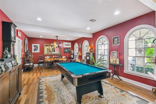 playroom with visible vents, light wood-style flooring, recessed lighting, pool table, and baseboards