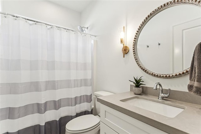 bathroom with a shower with shower curtain, toilet, and vanity